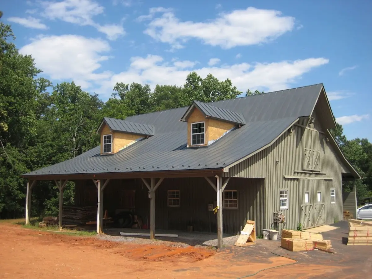 Expert Roof Coating workmanship in Financial District